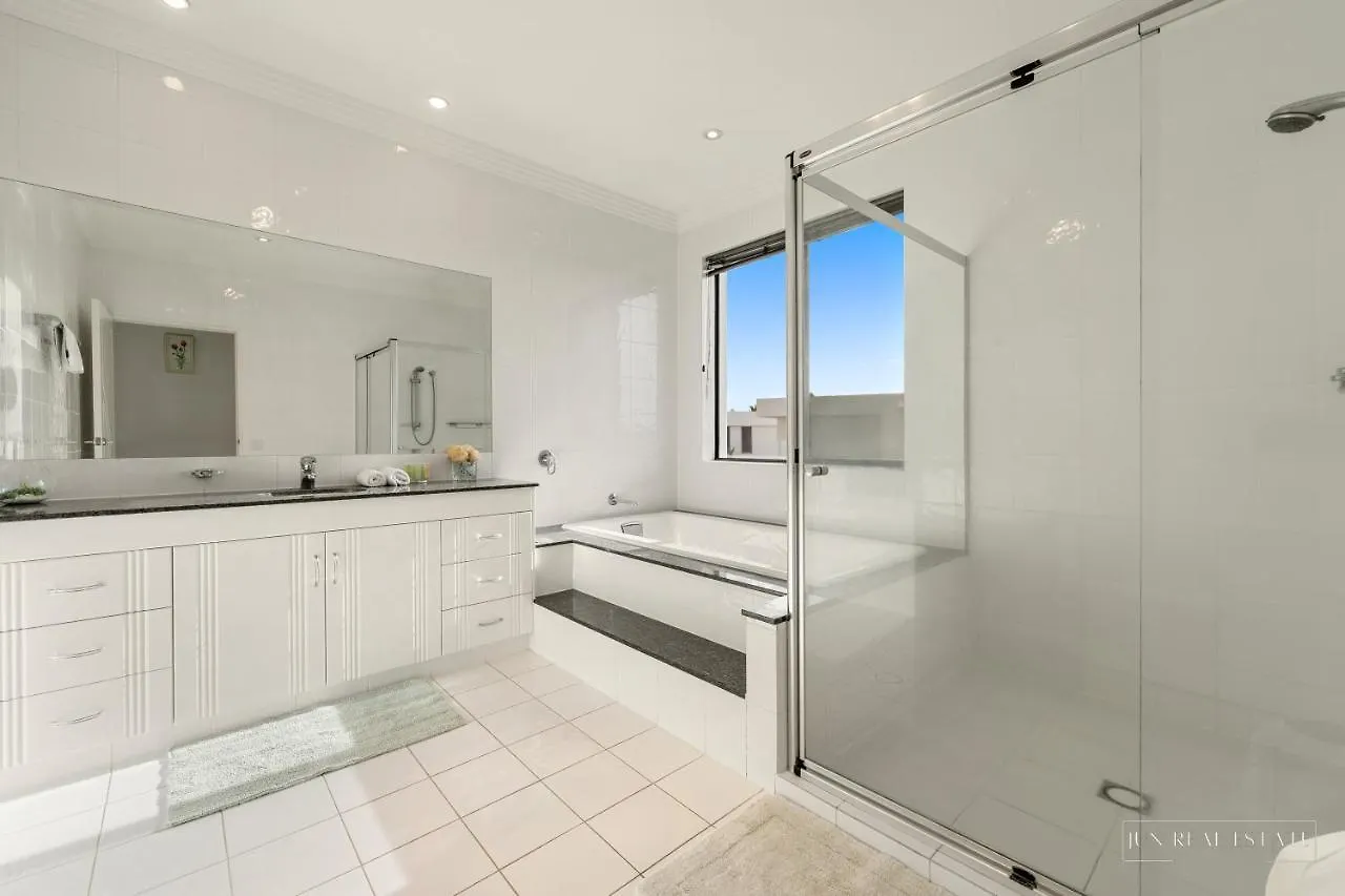 Holiday home Stunning Prestige Residence Gold Coast Australia