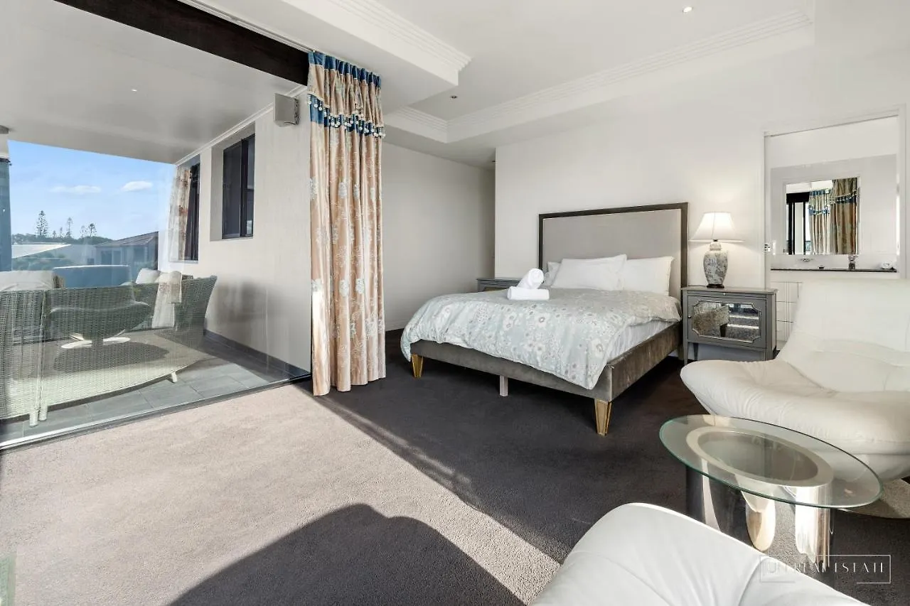 Stunning Prestige Residence Gold Coast