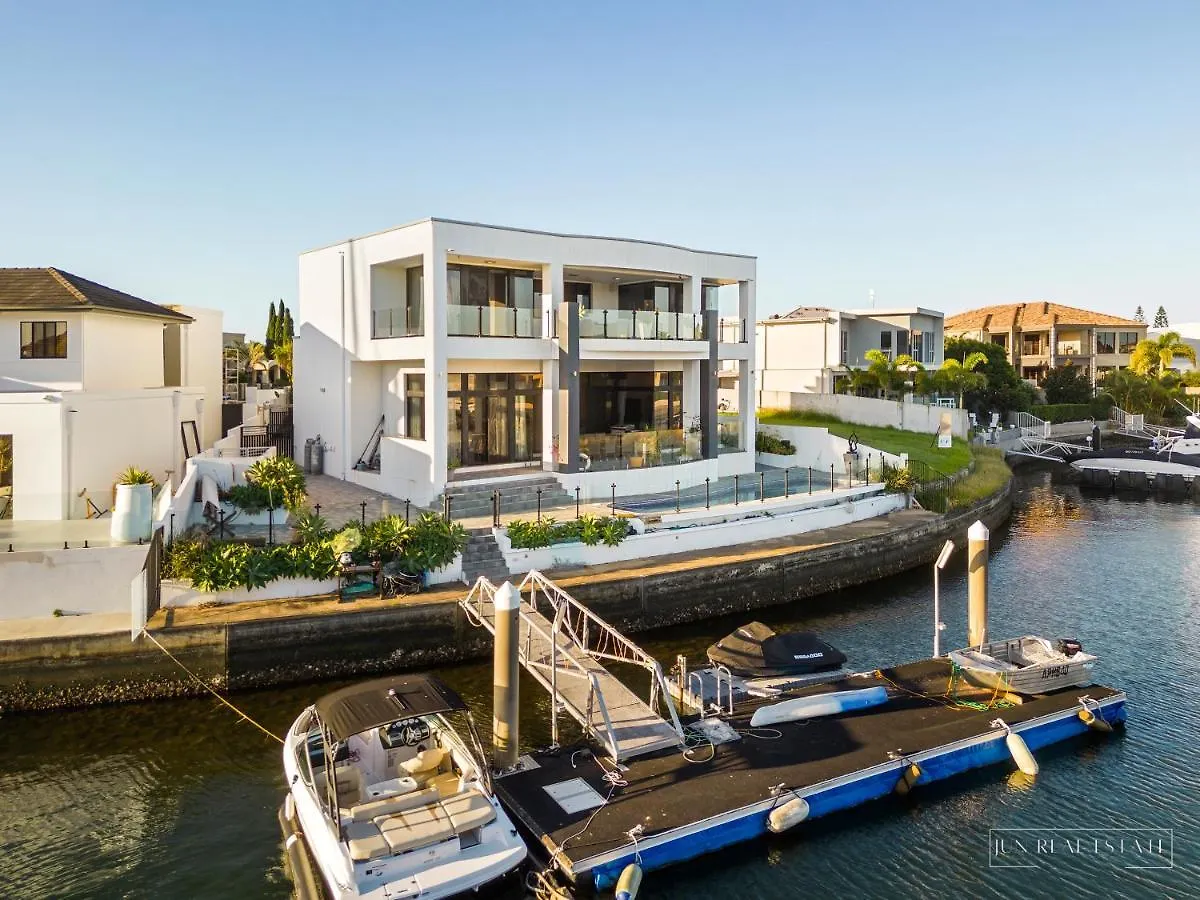 Stunning Prestige Residence Gold Coast Holiday home